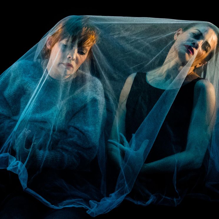 Dancers Esther Lee Wilkinson & Tiziana Fracchiolla